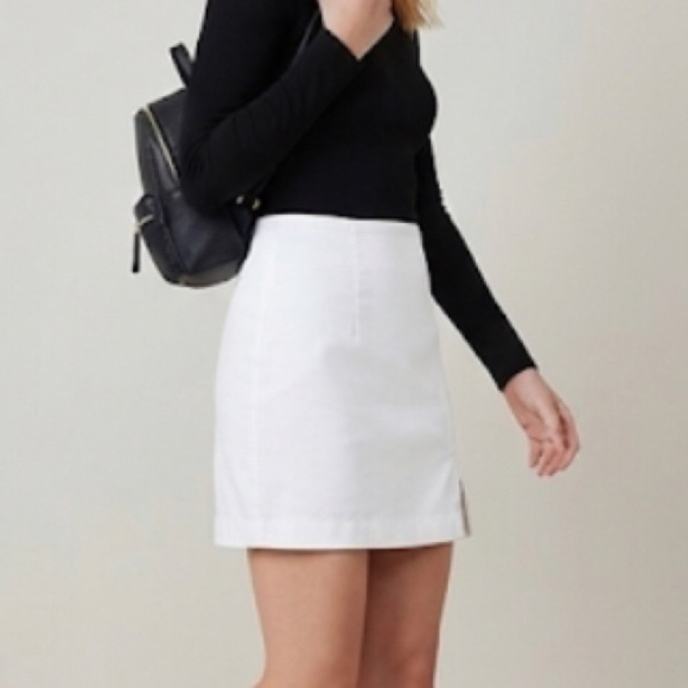 Vintage White Mini Skirt